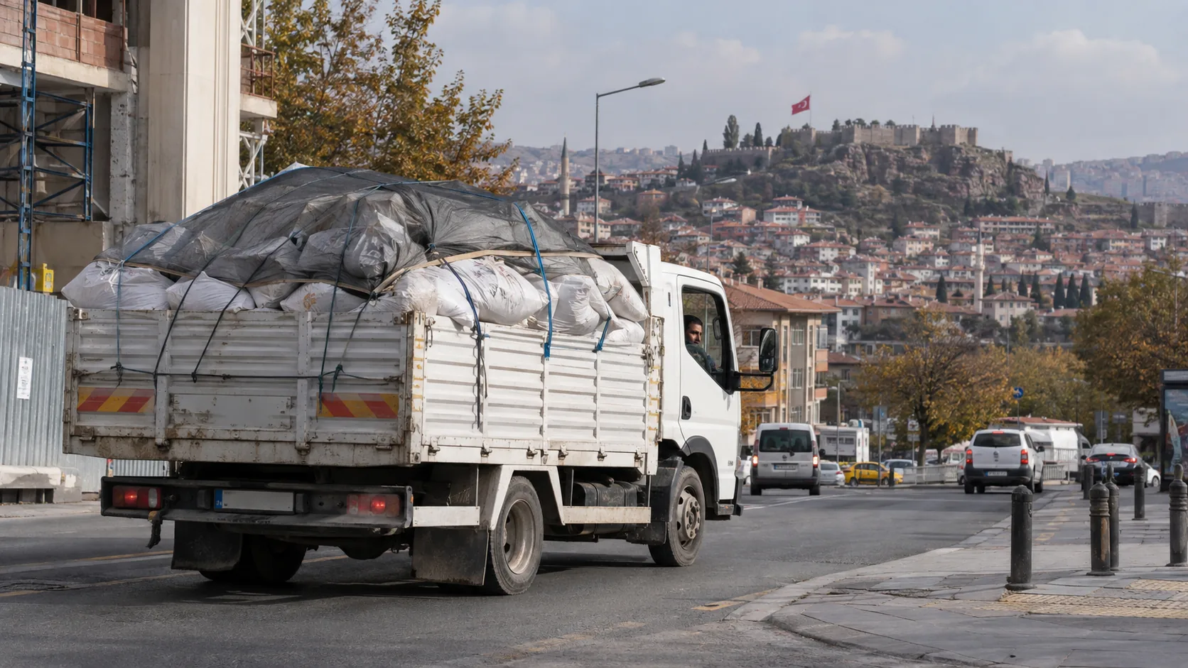 Ankara içinde güvenli şekilde gerçekleştirilen atık nakliyesi